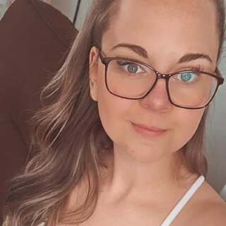 PeachieAmy